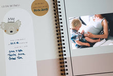 Laden Sie das Bild in den Galerie-Viewer, Babybuch Mein erstes Jahr Inhalt